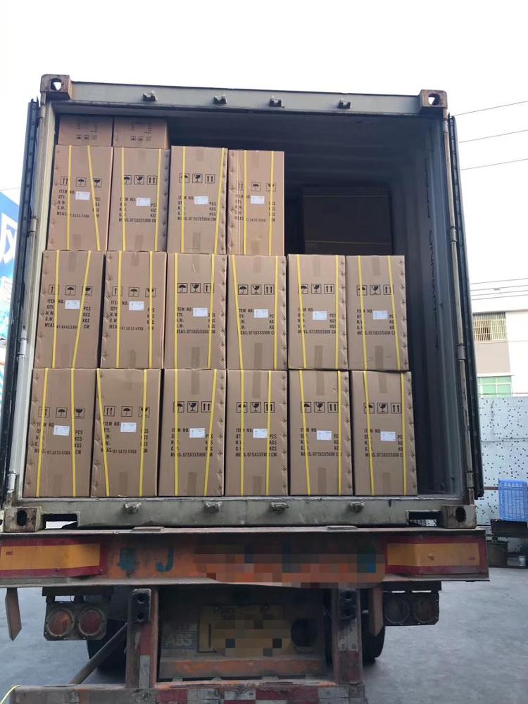 ارتفاع ضغط دش رئيس الطابق الدائمة النحاس الجسم Cupc حنفيات حوض الاستحمام المعاصرة قائمة بذاتها تركيب حوض الاستحمام صنبور حشو